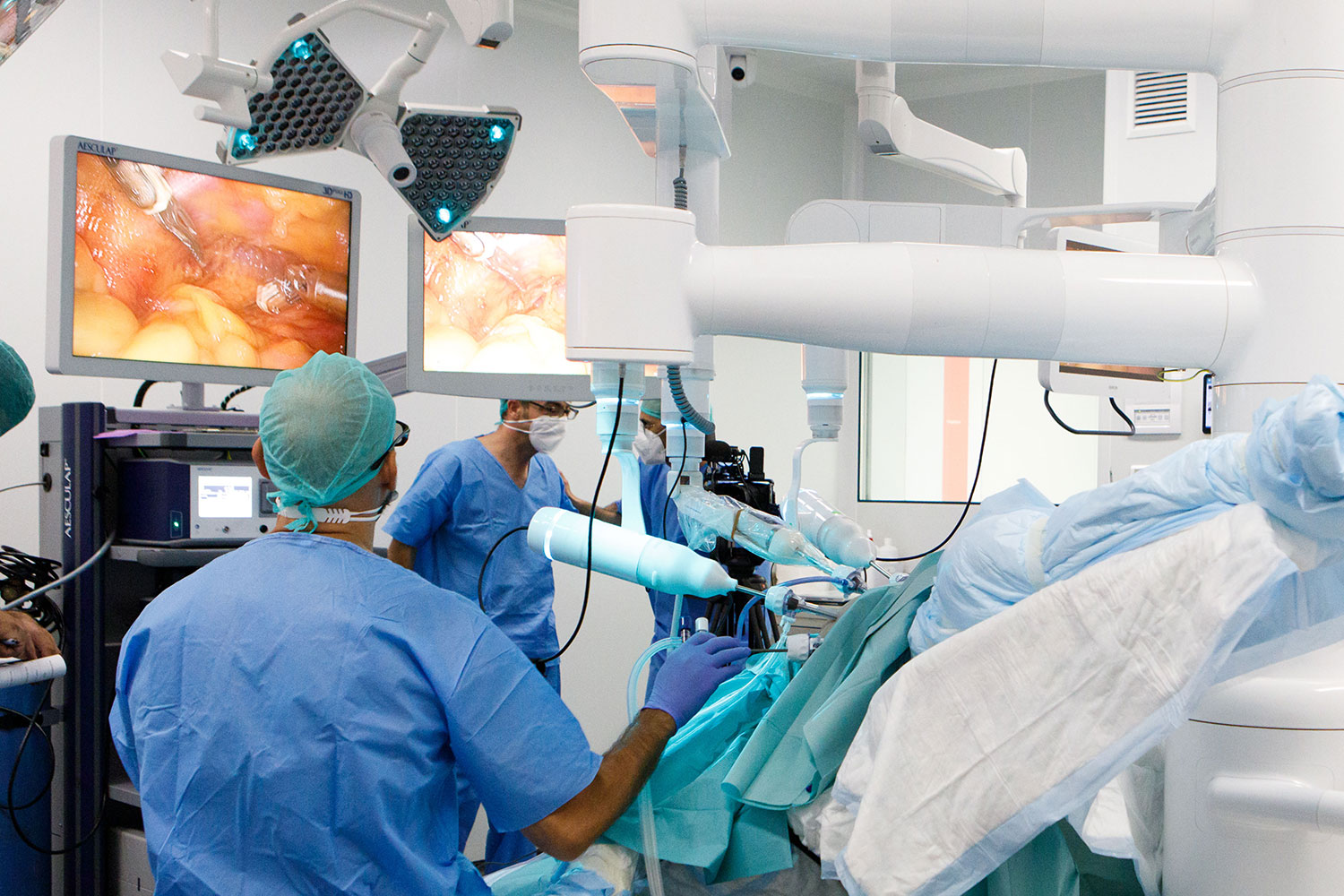 robot quirúrgic per a cirurgies mínimament invasives